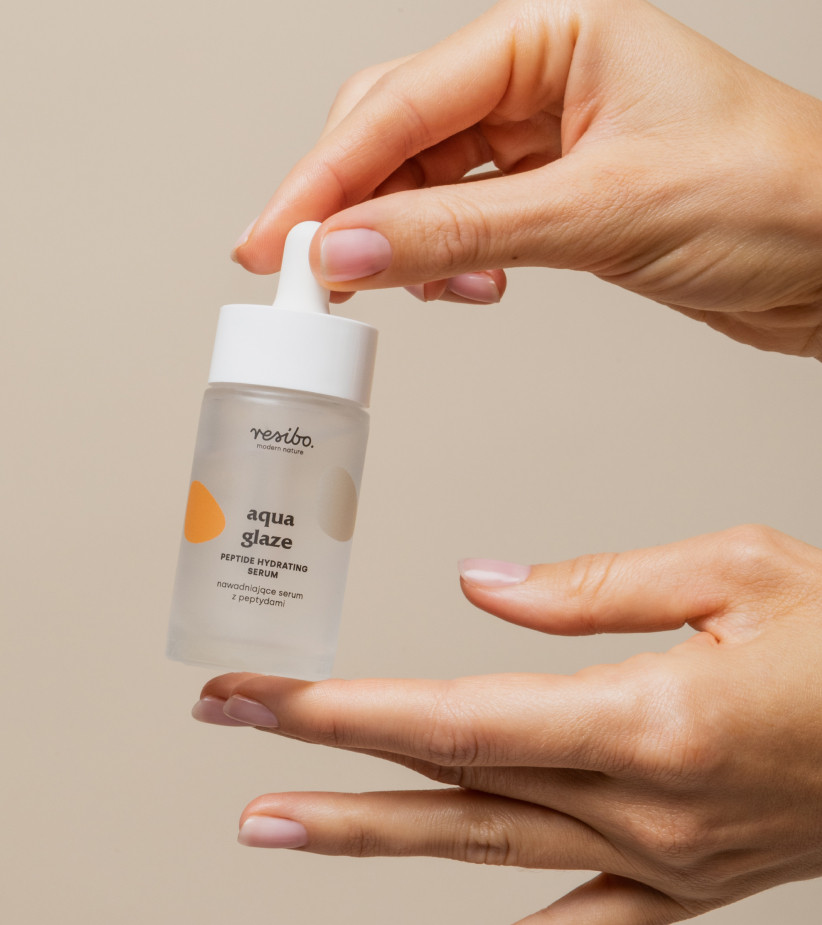 Nawadniające serum z peptydami - Aqua Glaze od Resibo